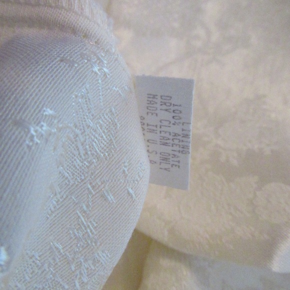 Nah Nah Ivory women's peplum top - Picture 6 of 8